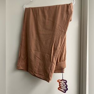 Yitty brand lounge pants, "brown butter" color, US 3X